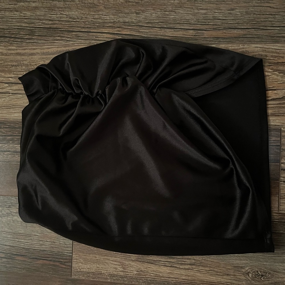 Silk black mini skirt very flattering
